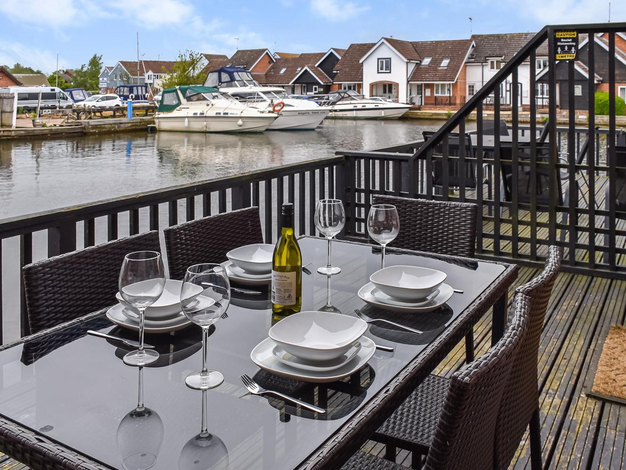 Lilys Cottage Wroxham Bagian luar foto